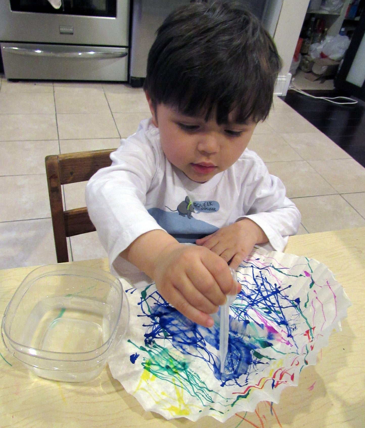 Butterfly Magnets with color diffusion - Ivy Kids Educational Activity Kit featuring the book Gotta Go! Gotta Go! by Sam Swope and over 10 art, literacy, math, and science activities inspired by the story. Learn about monarch butterflies. Perfect kit for spring.