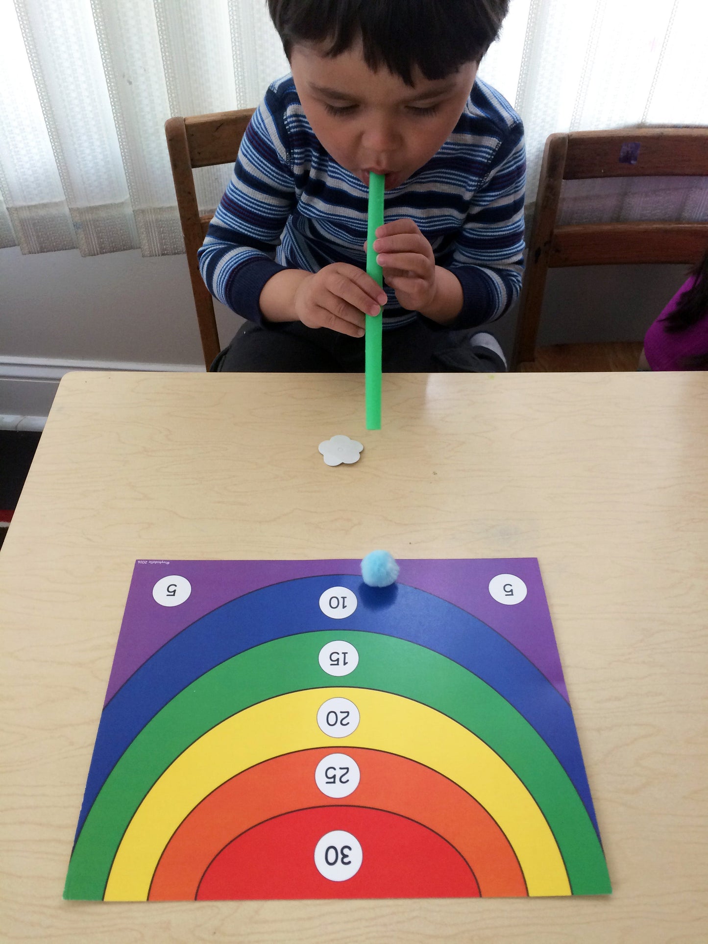 Pom Pom Bull's Eye Kids Game