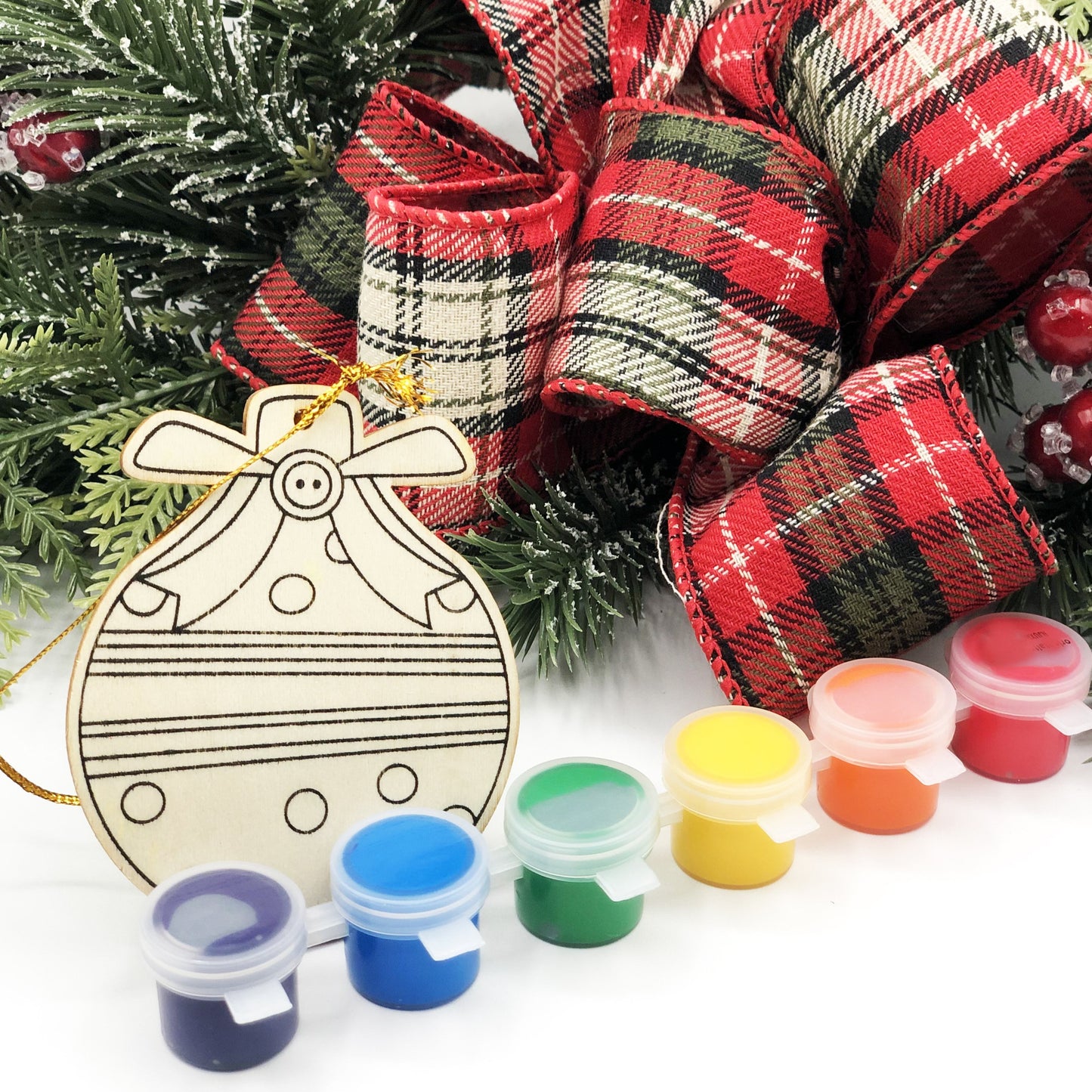 Ivy Kids Holiday Mini-Kit The Biggest Christmas Tree Ever