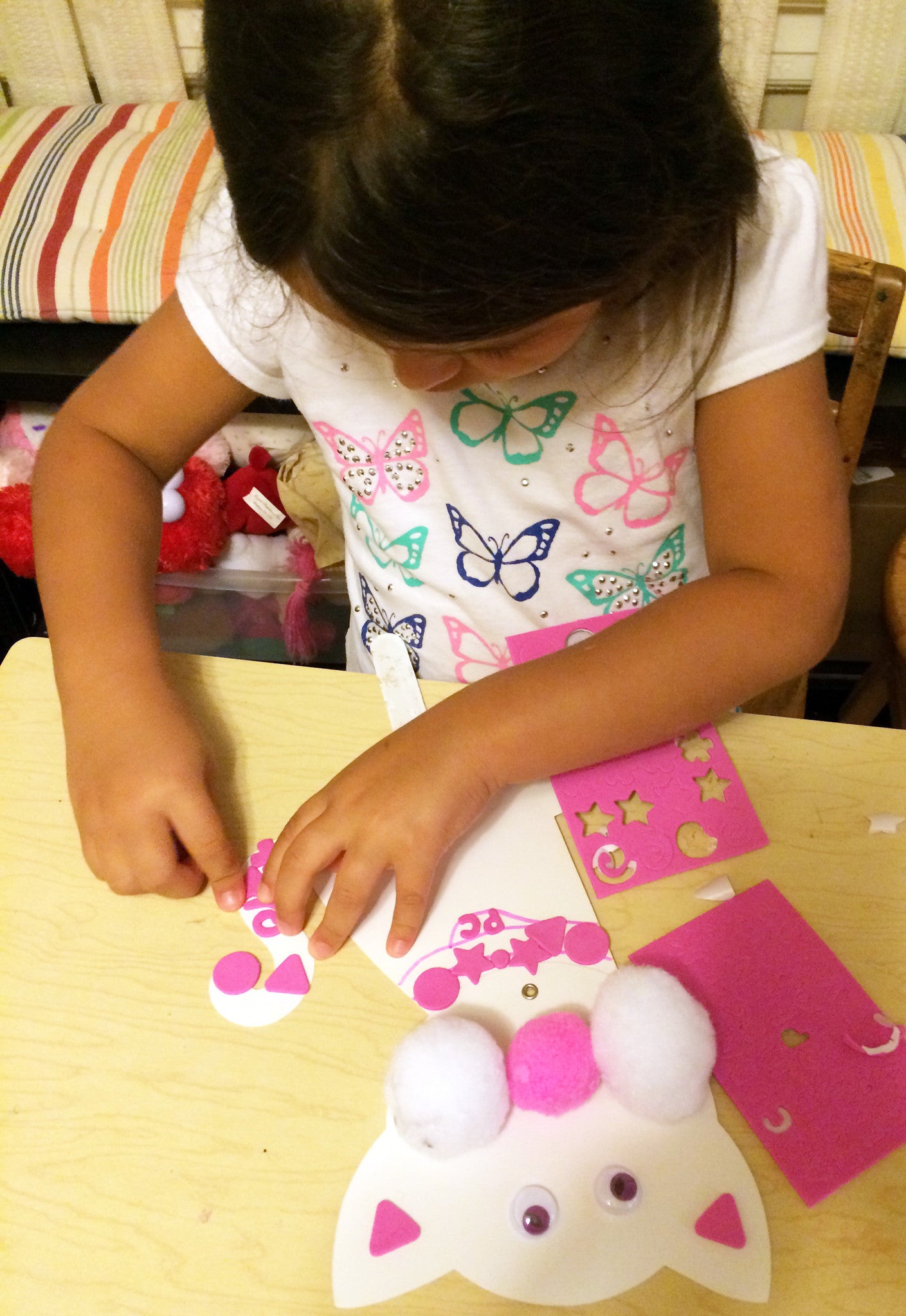 Art Activity- Create a Cat Puppet and make a personalized collar for the cat. Inspired by the book Mrs. McTats and her Houseful of Cats