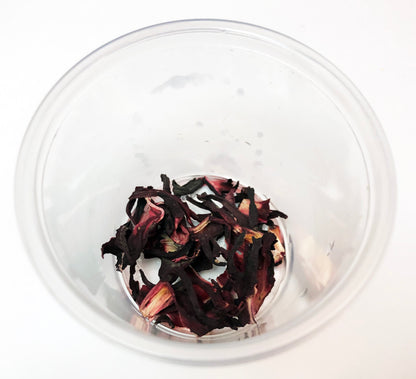 Making natural paints with Dried hibiscus flowers